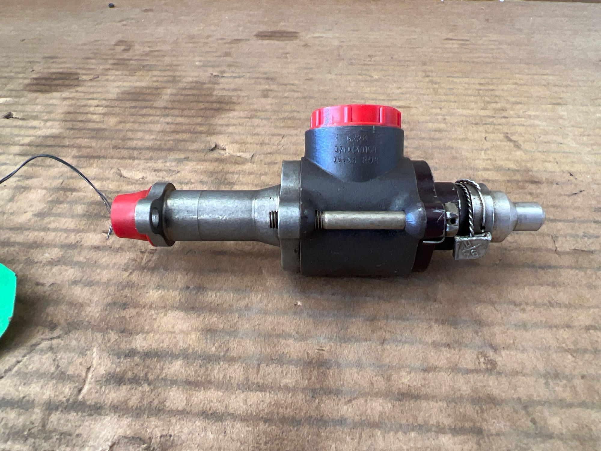FUEL BOOST PUMP 1C45-5 & CHECK VALVE 0210145040 (BOTH NEED REPAIR)