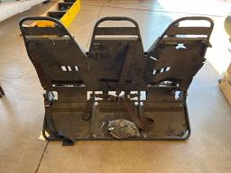 EC120 3 PLACE SEAT
