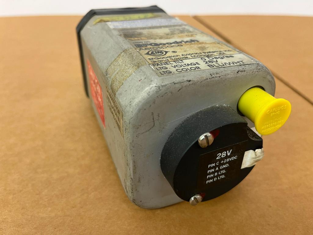 MID-CONTINENT & BF GOODRICH ATTITUDE INDICATORS (2) 4300-311, (1) 504-0111-905