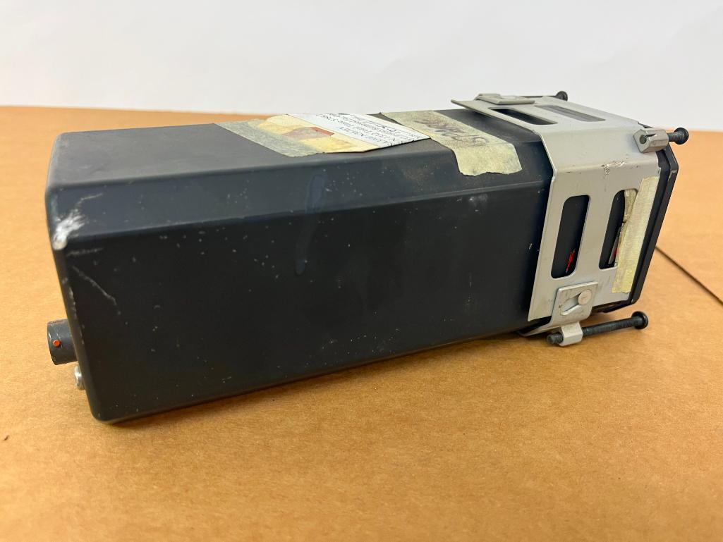 THALES/SFENA ATTITUDE INDICATORS (1) H321FCM, (1) H321ABM1