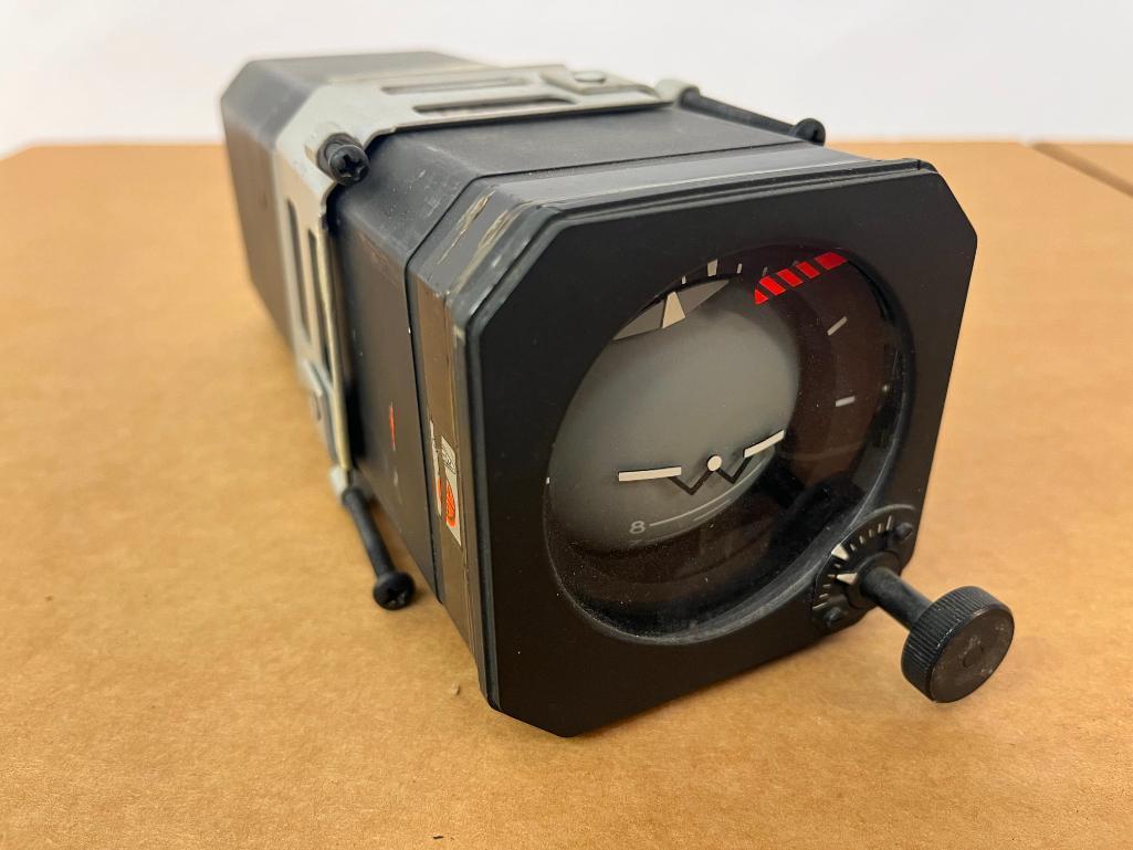 THALES/SFENA ATTITUDE INDICATORS (1) H321FCM, (1) H321ABM1