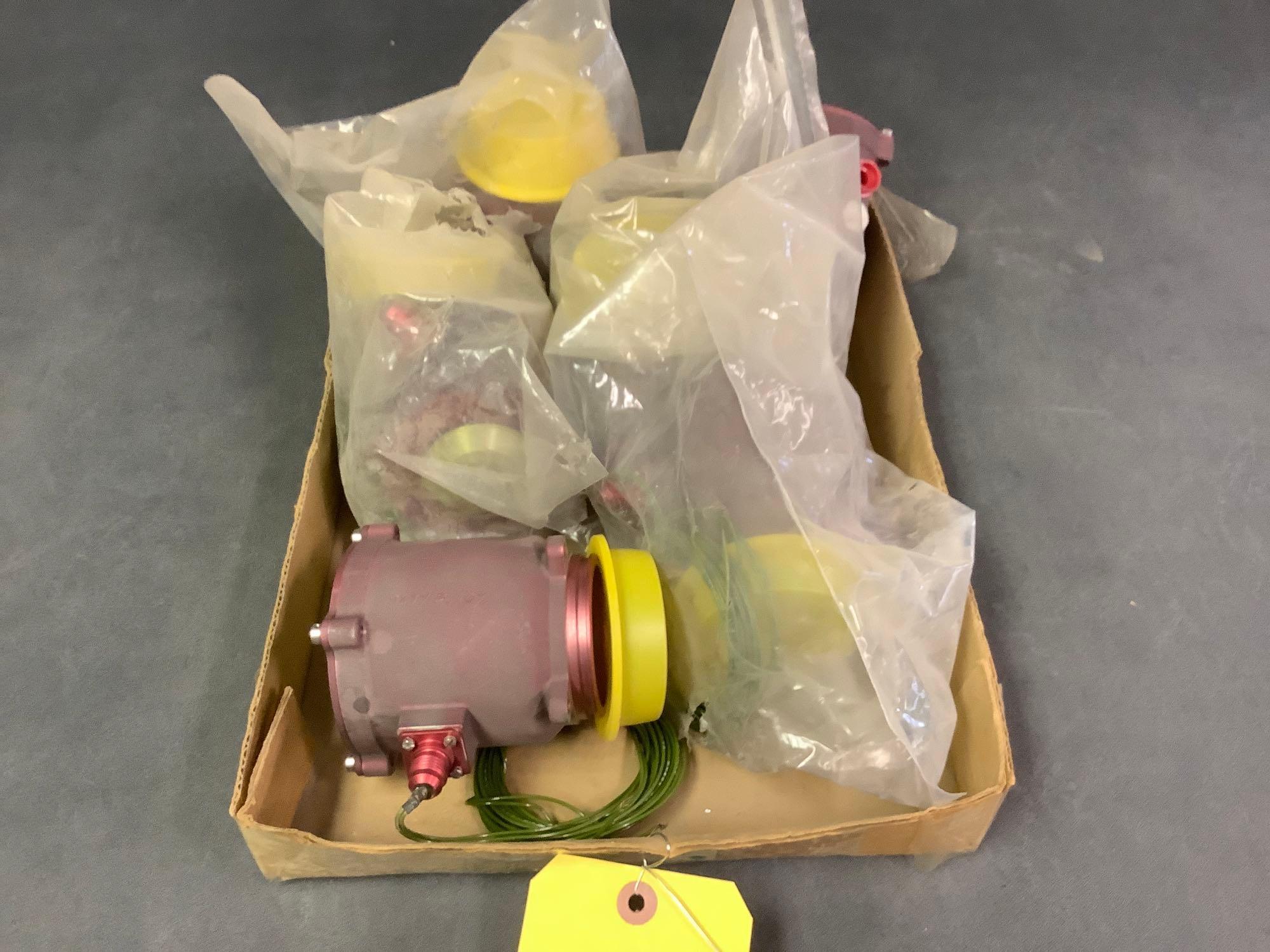 NEW PARKER VENT CHECK VALVES 2790542-101, 2790462-101 & FLOW CHECK VALVES MS28885-24