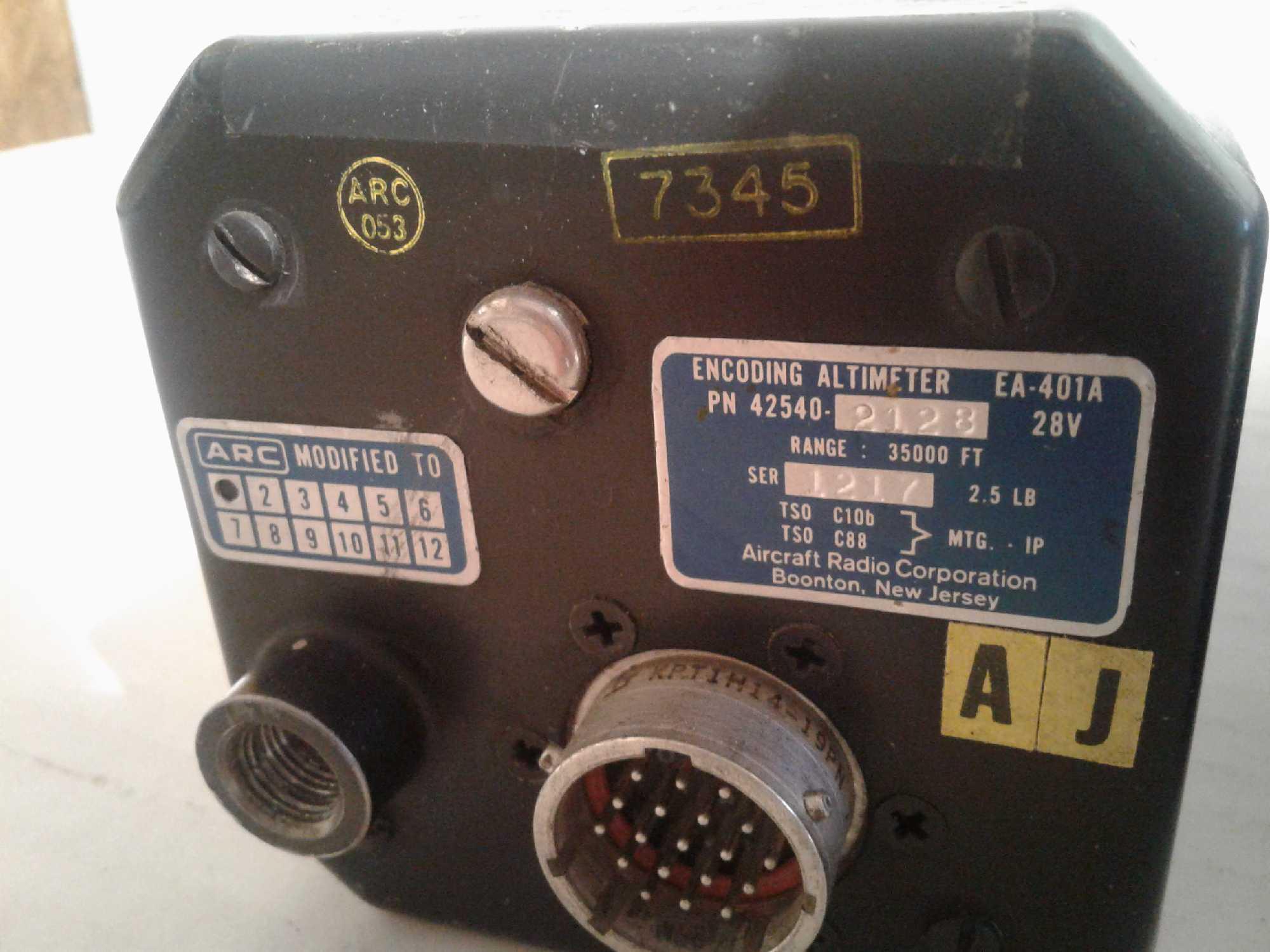 ARC EA-401A ENCODING ALTIMETERS