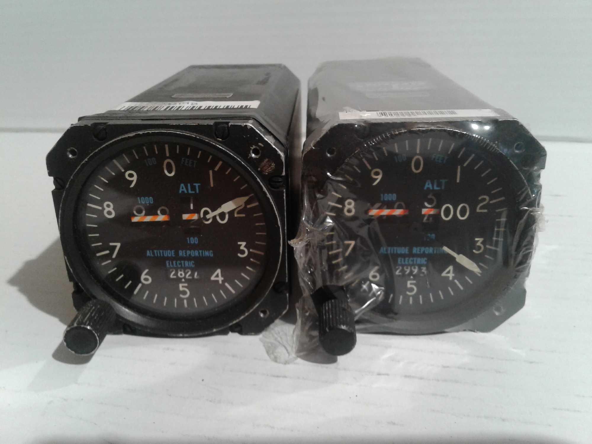 ARC EA-401A ENCODING ALTIMETERS