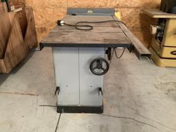 DELTA PLATINUM EDITION UNISAW WITH TABLE EXTENSION