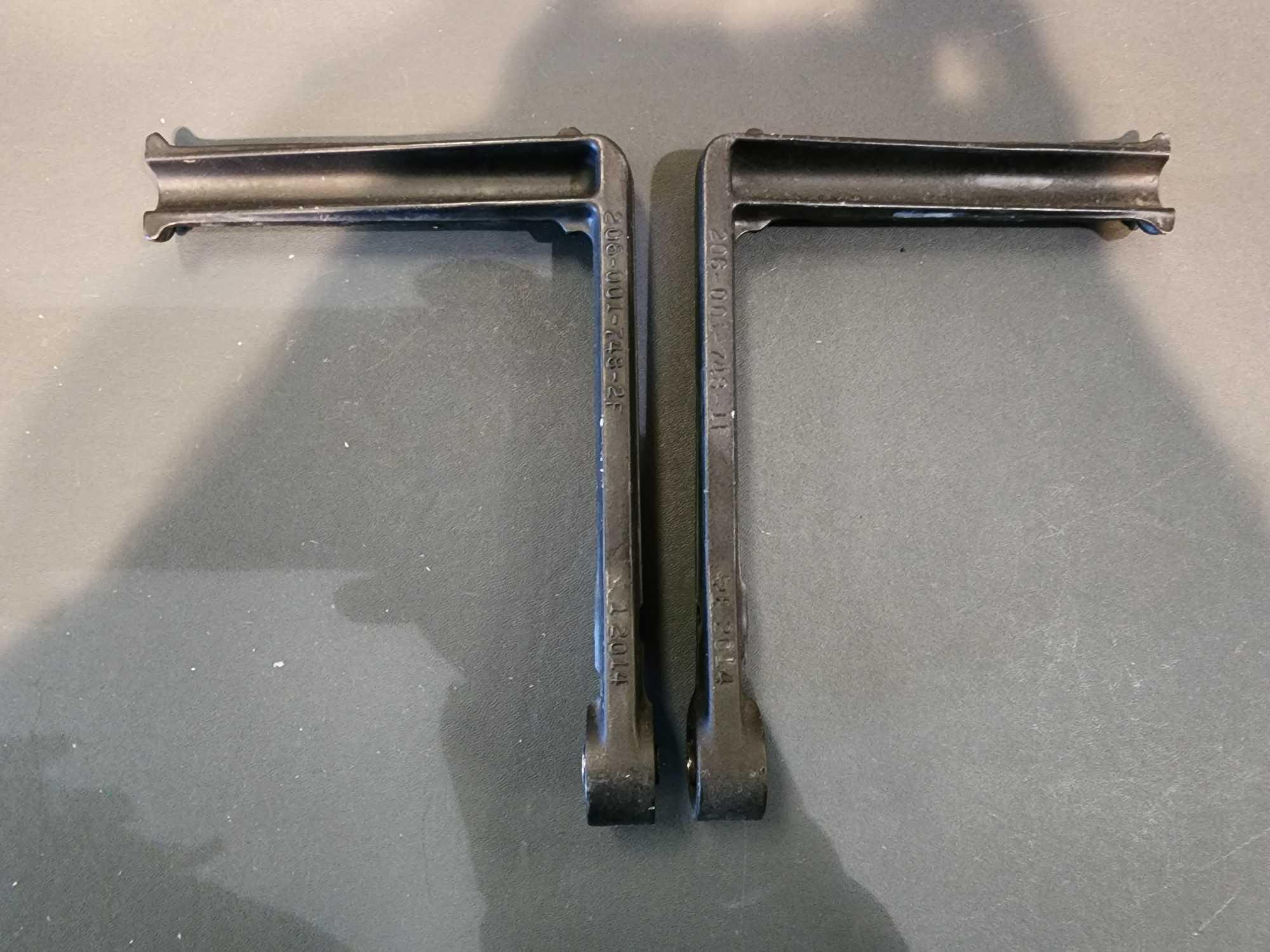 PAIRS OF 206 PEDALS