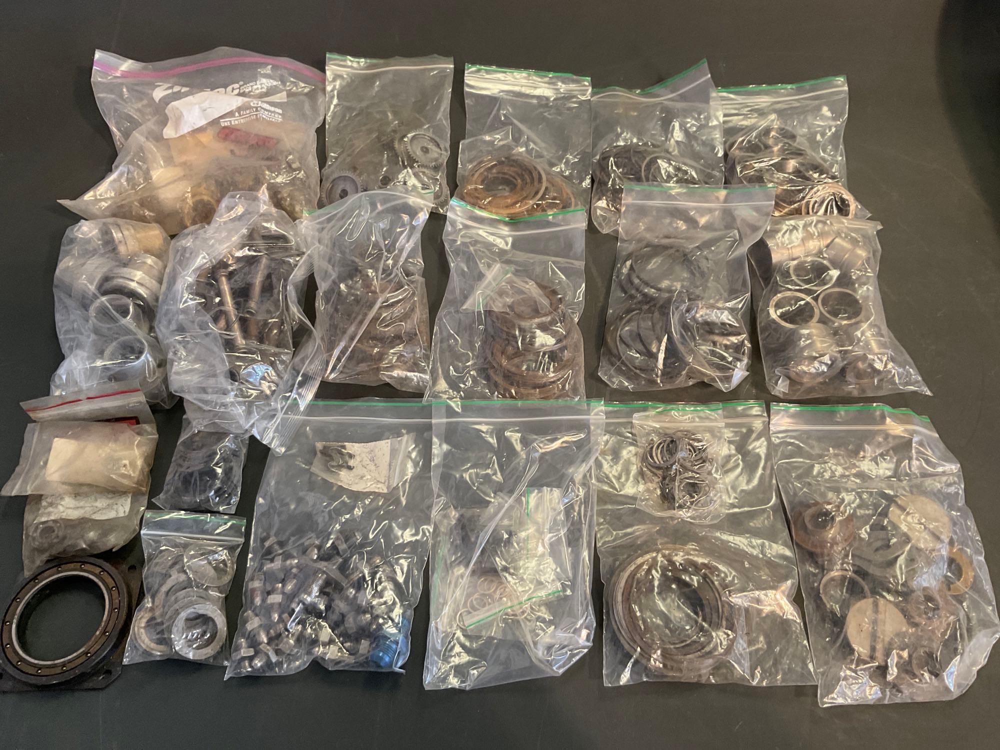 BOXES OF 500 TRANSMISSION GEARS