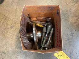 BOXES OF 500 TRANSMISSION GEARS