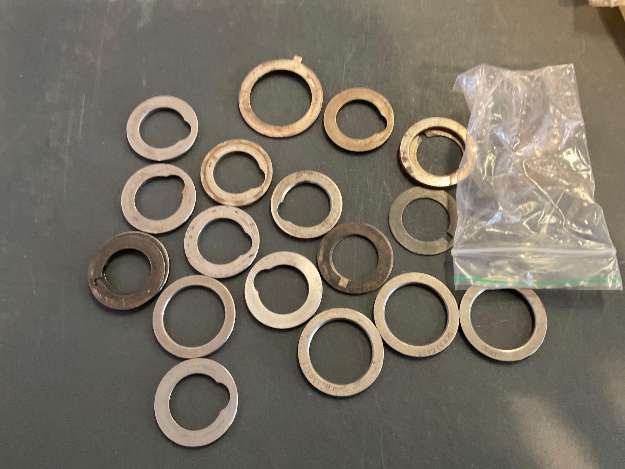 BOXES OF 500 TRANSMISSION GEARS