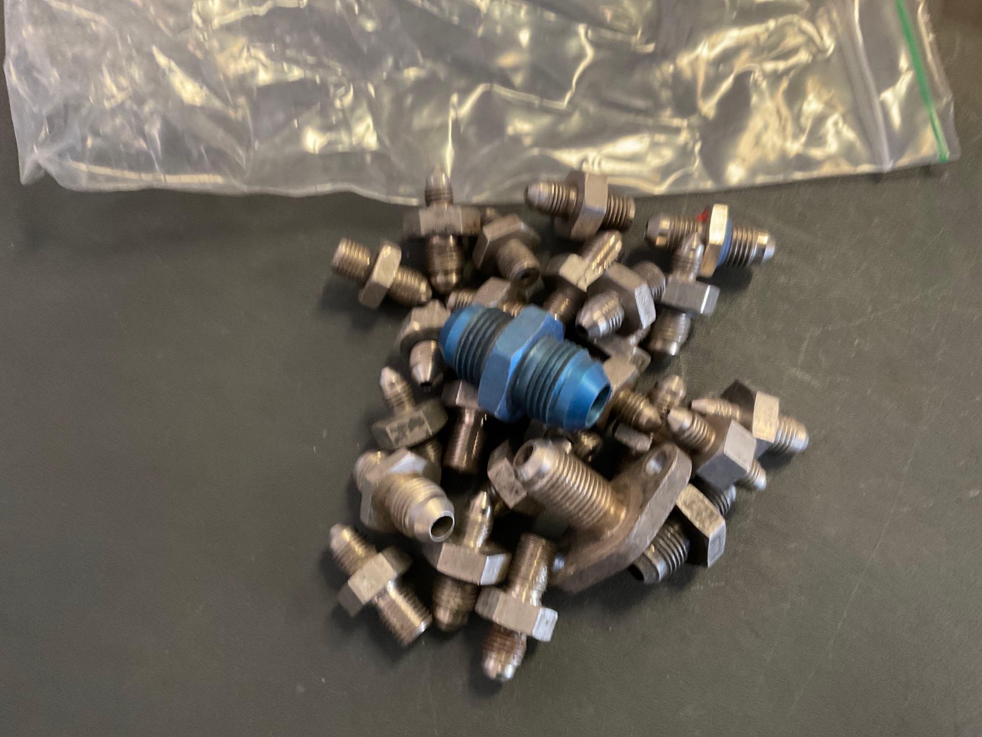 BOXES OF 500 TRANSMISSION GEARS