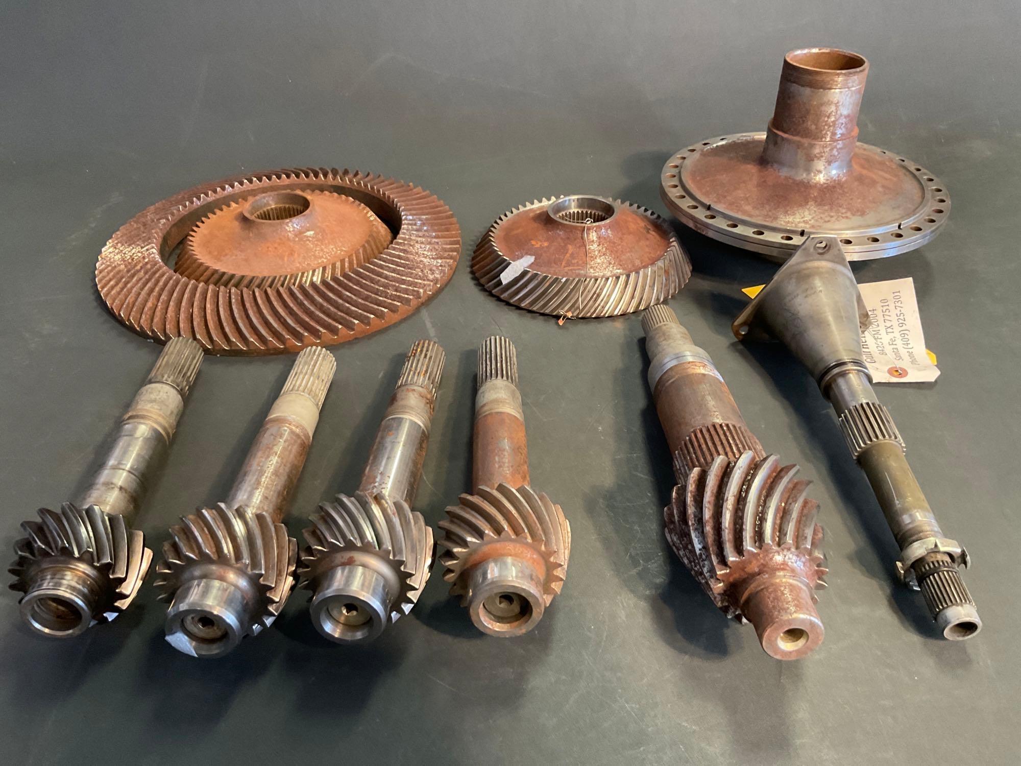 BOXES OF 500 TRANSMISSION GEARS