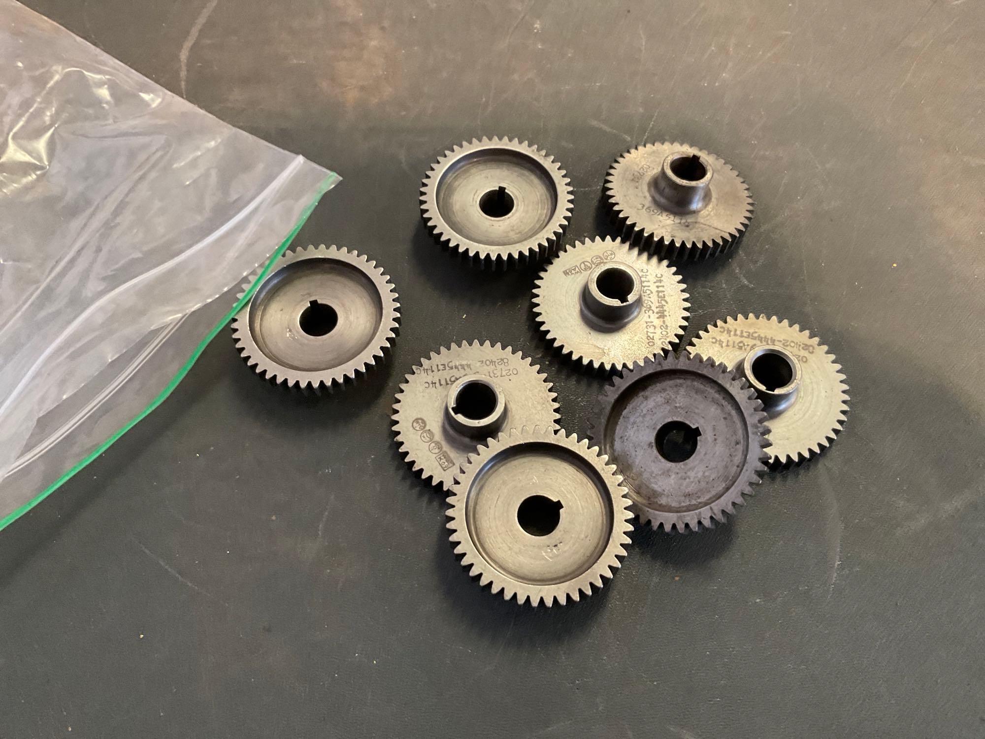 BOXES OF 500 TRANSMISSION GEARS