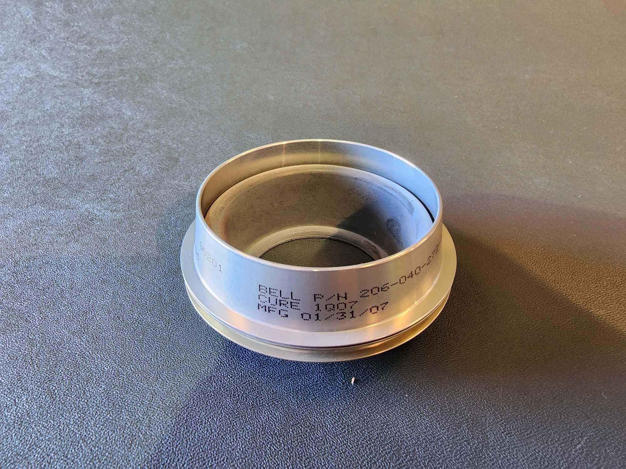 NEW BELL 206 FILTERS 206-076-034-003, BOOTS 206-040-272-101, BUSHING 206-010-802-101 & MISC