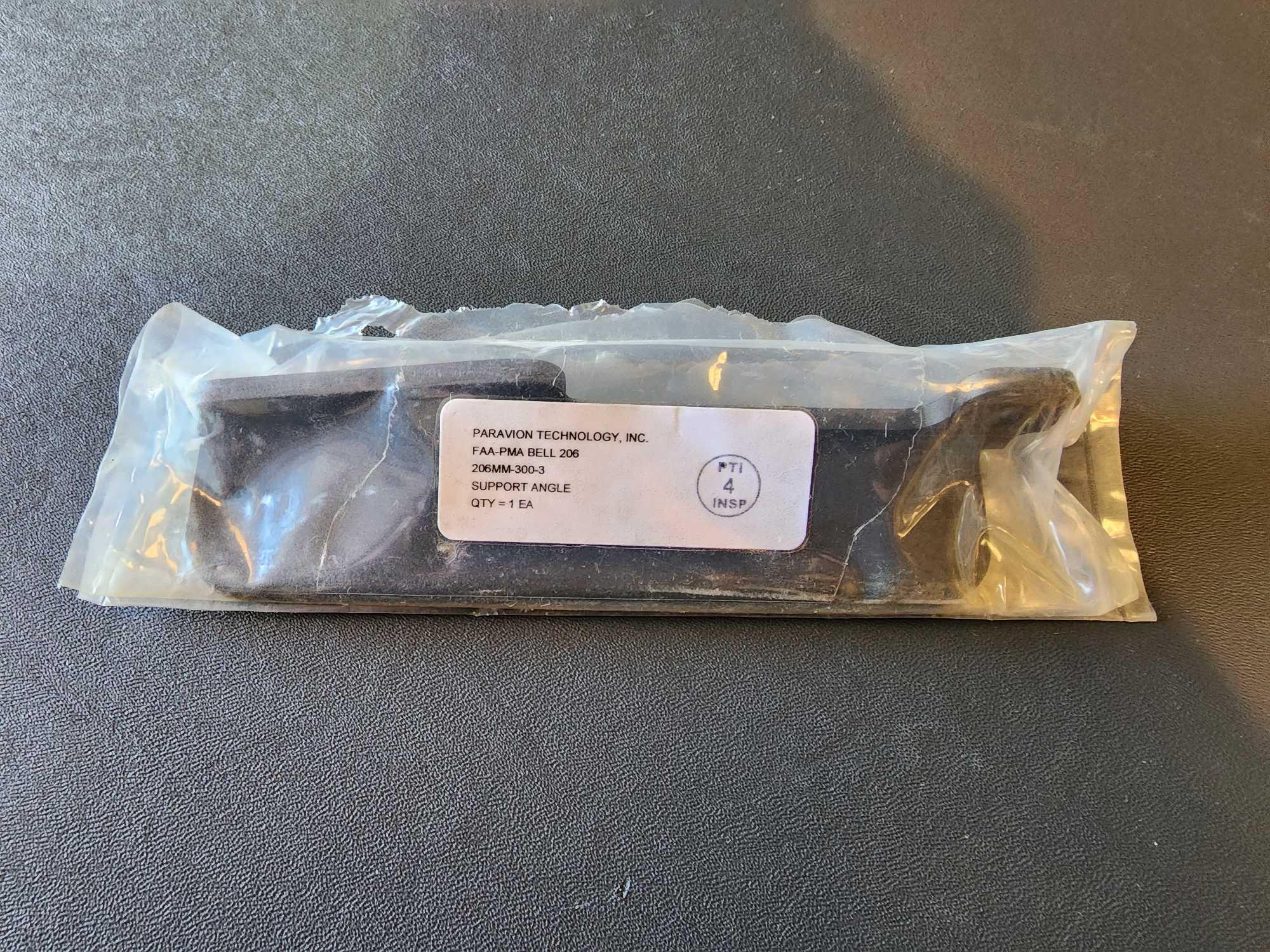 NEW BELL 206 FILTERS 206-076-034-003, BOOTS 206-040-272-101, BUSHING 206-010-802-101 & MISC