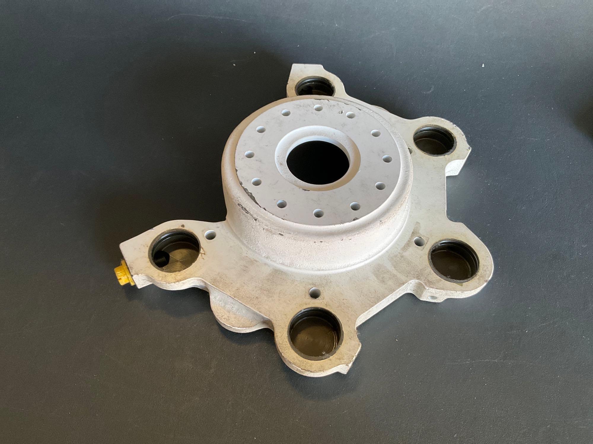 NEW CESSNA BRAKE PISTON HOUSING/BACKING PLATES C163030-0202 (NO PAPERWORK)
