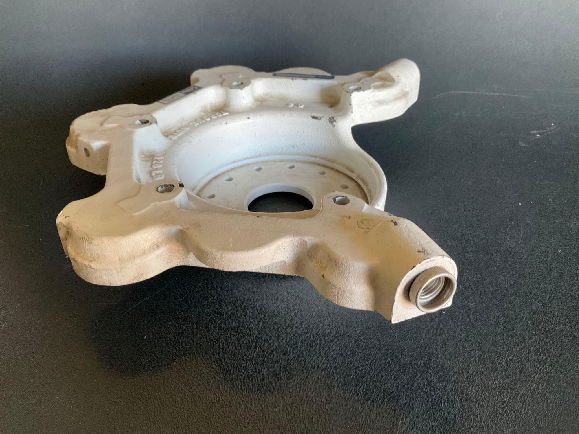 NEW CESSNA BRAKE PISTON HOUSING/BACKING PLATES C163030-0202 (NO PAPERWORK)
