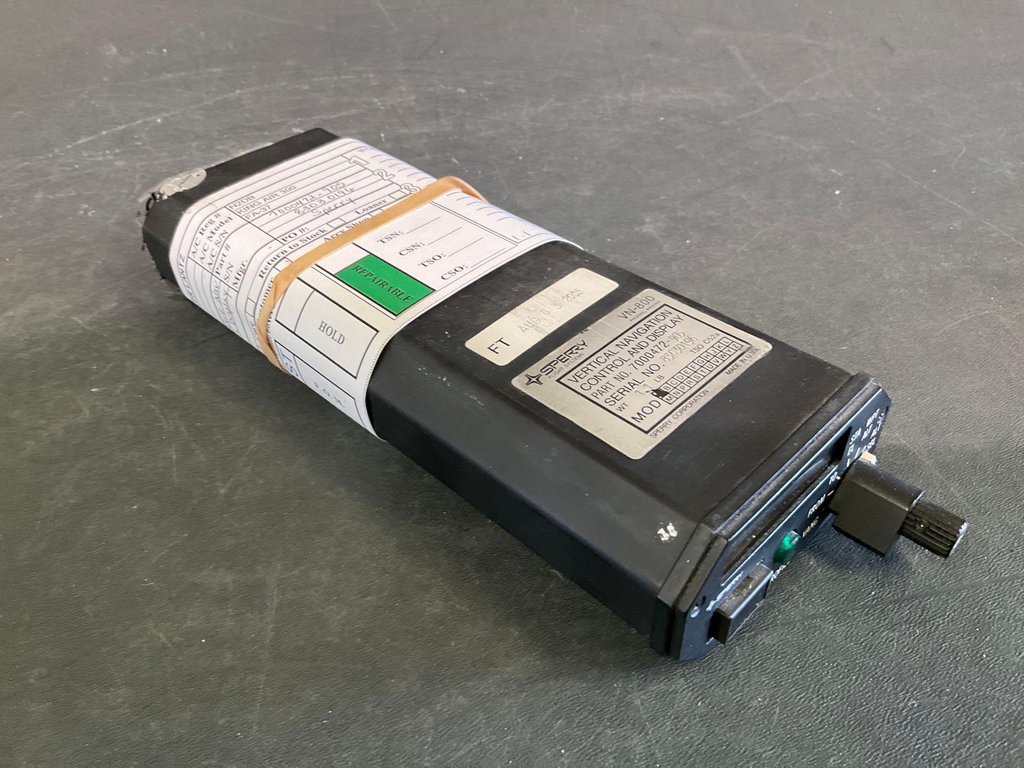 SPERRY VN-800 VERTICAL NAV CONTROLLER 7000472-905 (A/R)