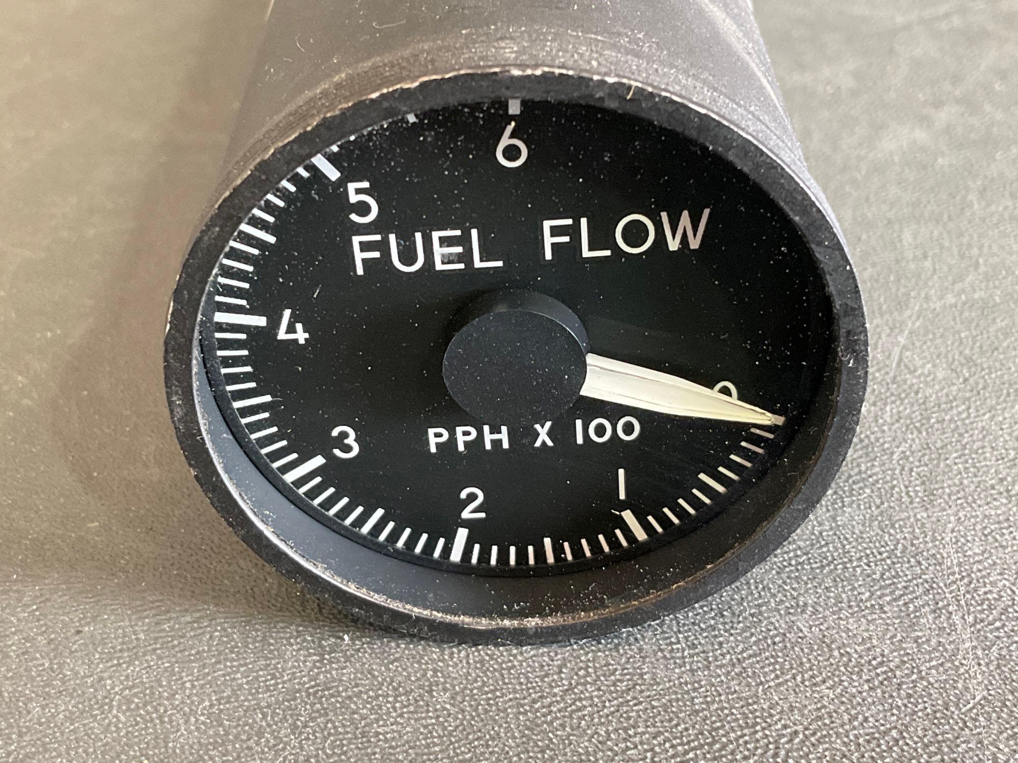 FUEL FLOW INDICATORS 90-380037-1 & 101-384153-1 (ALL A/R)