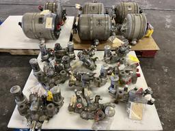 (LOT) A300 HYDRAULIC MANIFOLDS, RESERVOIRS, & MISC [15 LINE ITEMS]