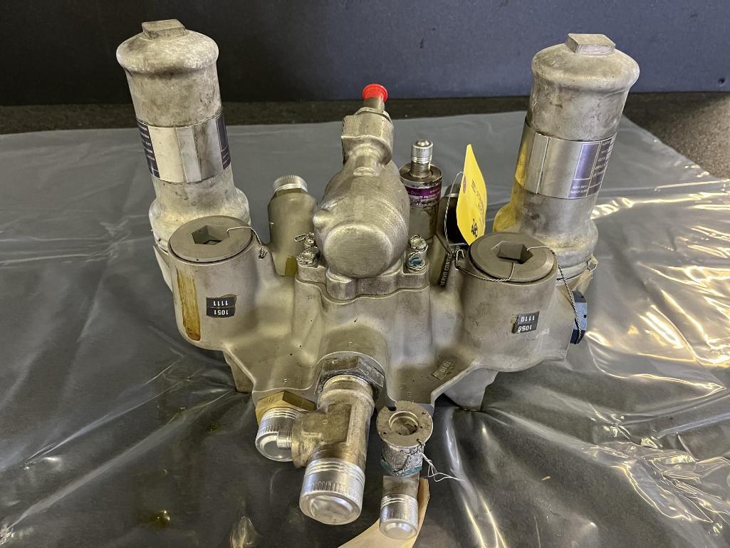 (LOT) A300 HYDRAULIC MANIFOLDS, RESERVOIRS, & MISC [15 LINE ITEMS]