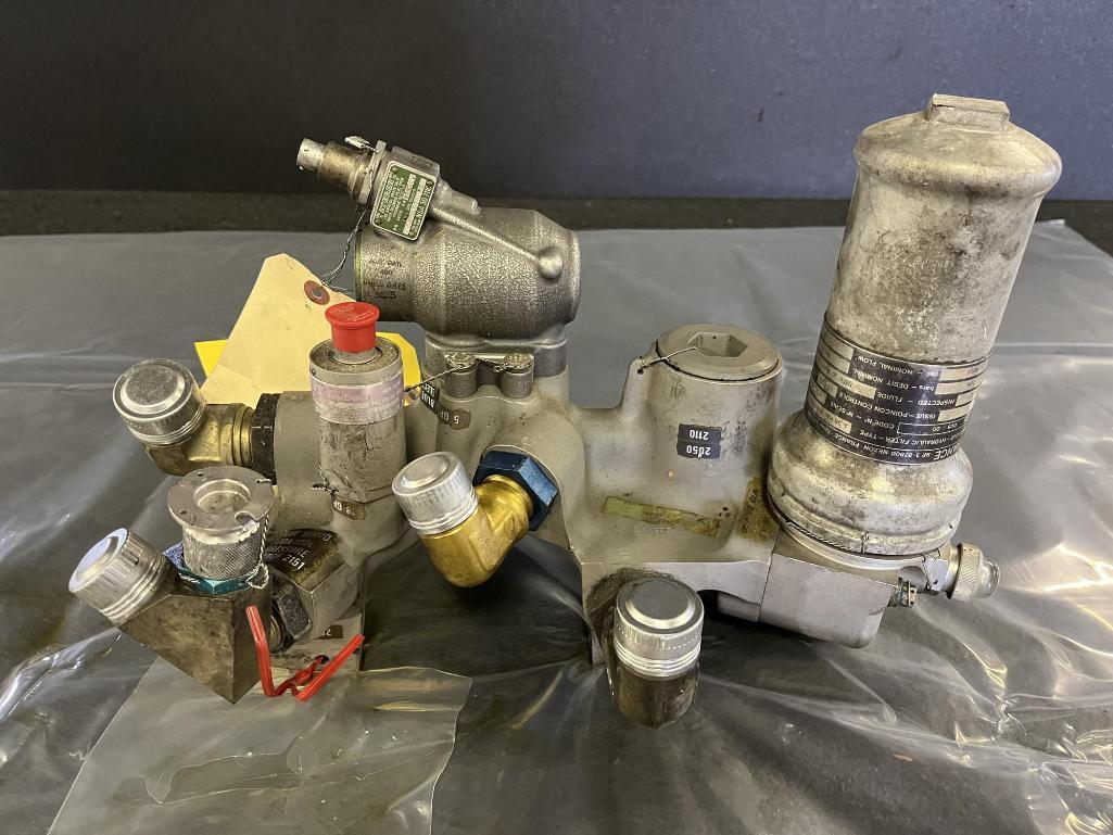 (LOT) A300 HYDRAULIC MANIFOLDS, RESERVOIRS, & MISC [15 LINE ITEMS]