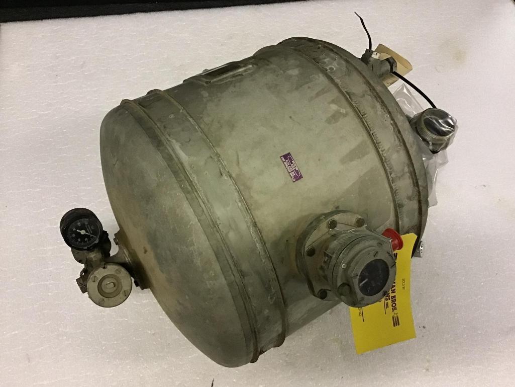 (LOT) A300 HYDRAULIC MANIFOLDS, RESERVOIRS, & MISC [15 LINE ITEMS]