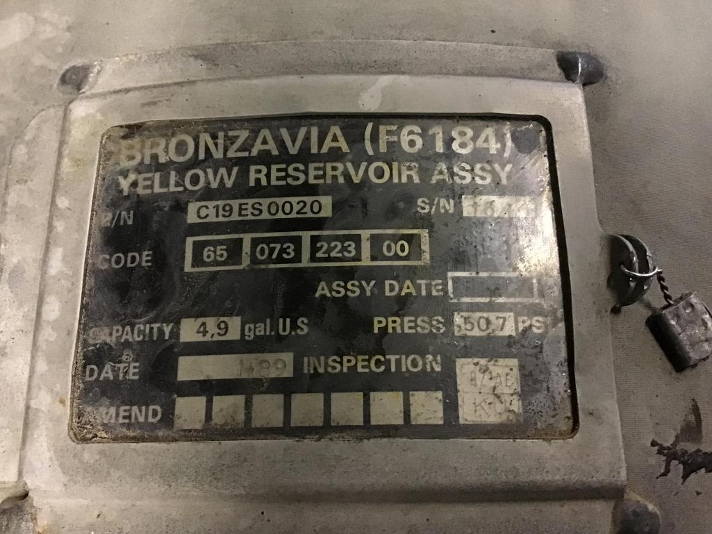 (LOT) A300 HYDRAULIC MANIFOLDS, RESERVOIRS, & MISC [15 LINE ITEMS]