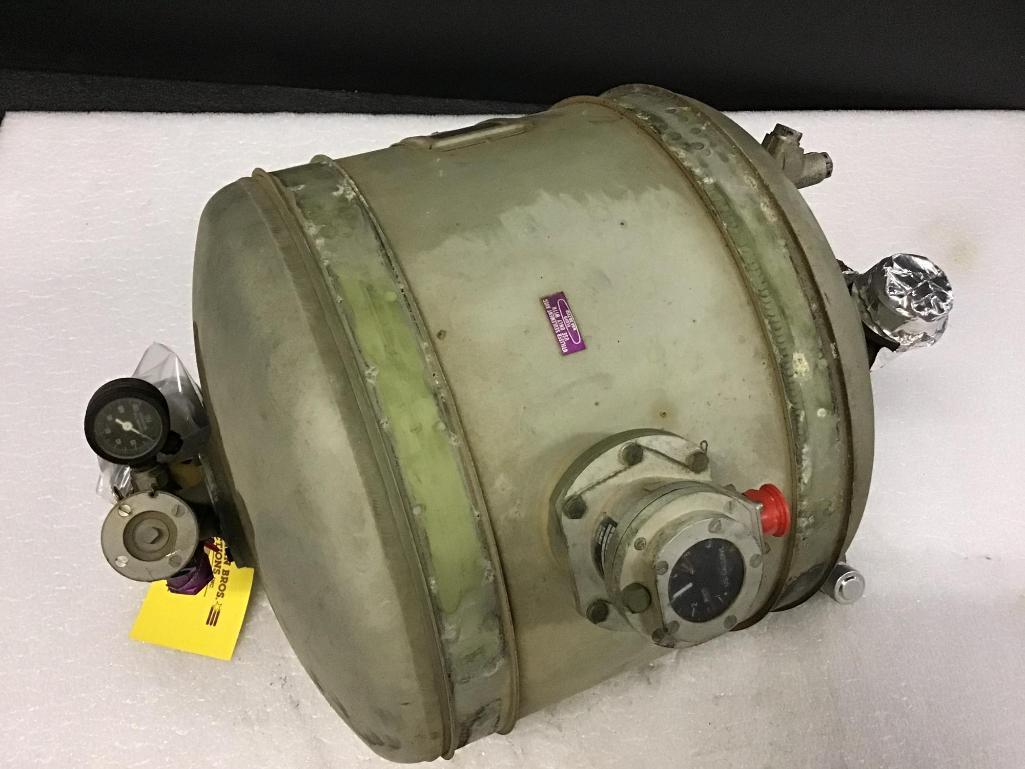 (LOT) A300 HYDRAULIC MANIFOLDS, RESERVOIRS, & MISC [15 LINE ITEMS]