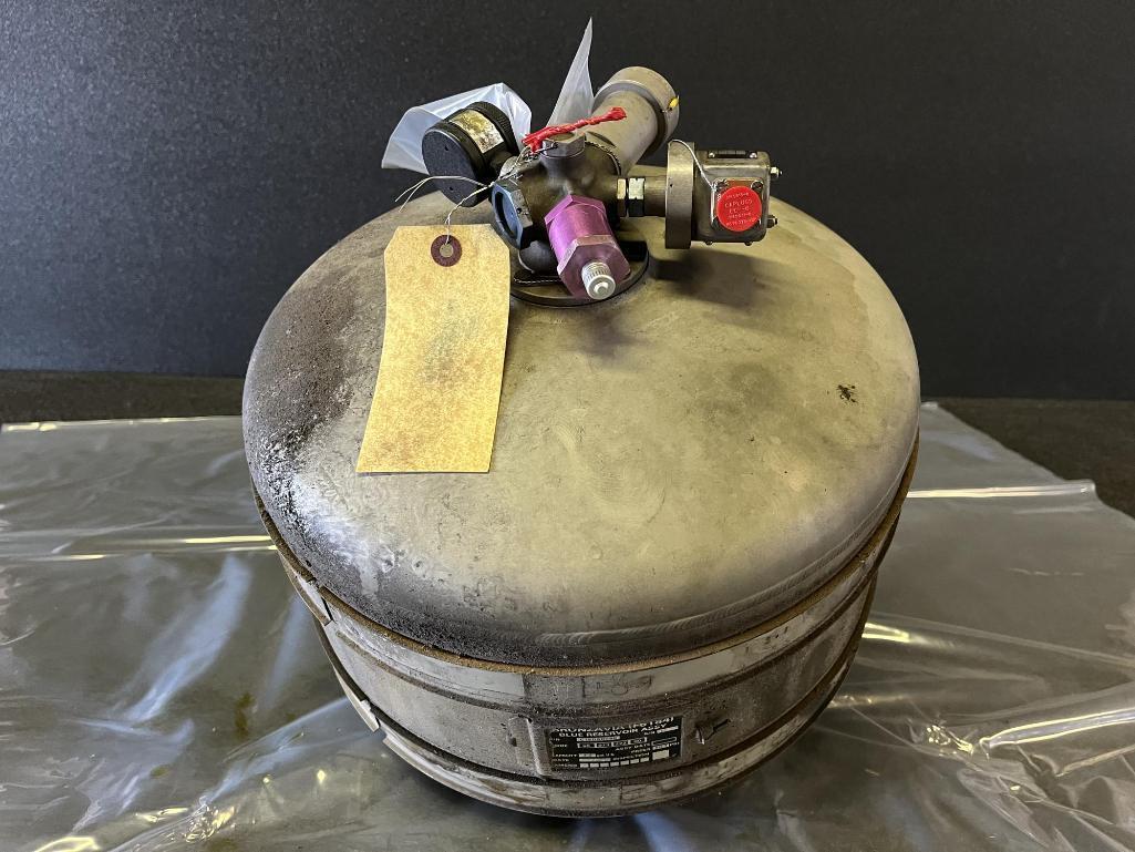 (LOT) A300 HYDRAULIC MANIFOLDS, RESERVOIRS, & MISC [15 LINE ITEMS]