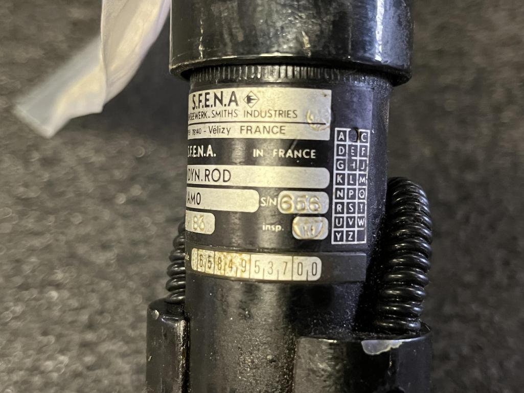 A300 LINEAR ACTUATORS & RODS (8) 2021272-1, (2) E1AM0, (1) E3AMO, (1) E4BM0