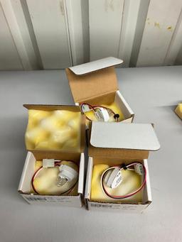 LOT OF NEW WHELEN STROBE TUBES & INVENTORY 02-0250274-00, 02-0350433-00 & -01