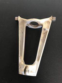 DISASSEMBLED CESSNA 421 NOSE GEAR INVENTORY
