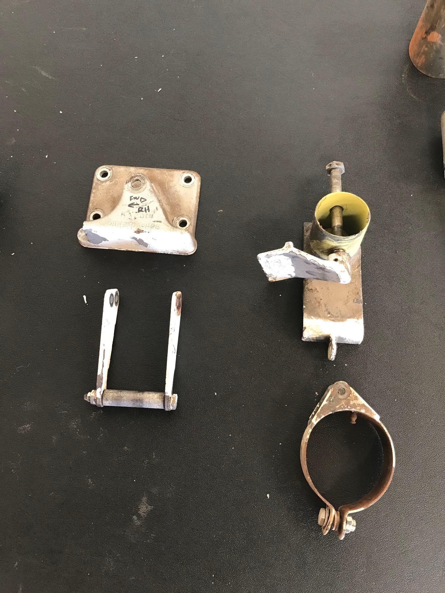 DISASSEMBLED CESSNA 421 NOSE GEAR INVENTORY