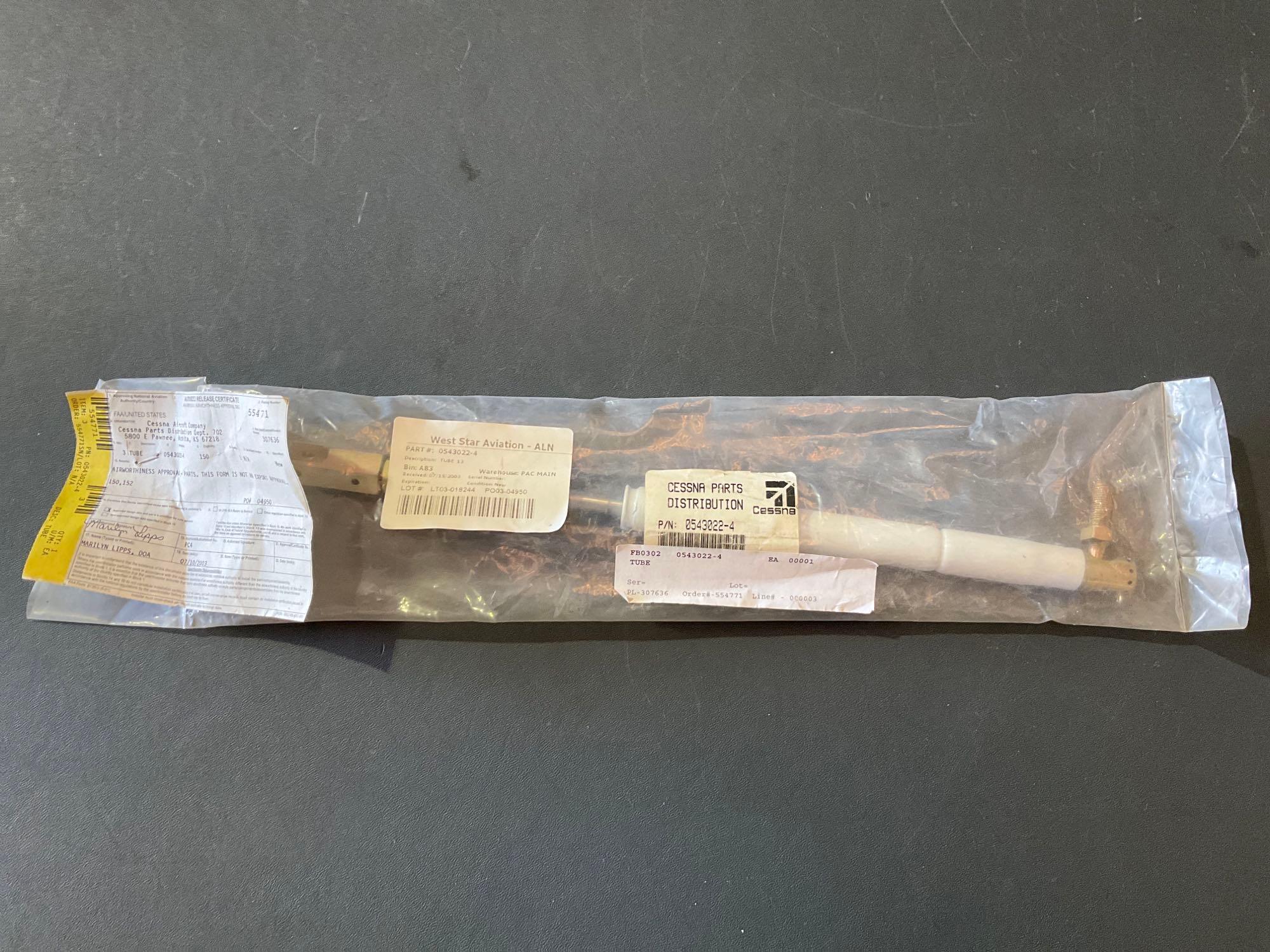 NEW CESSNA 172 STEERING RODS 0543022-3 & -4 AND BOOTS 0543015-6 & 0413304-3
