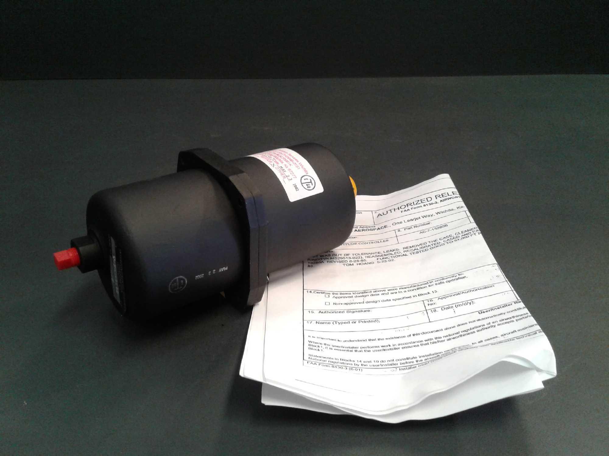 ALTITUDE CONTROLLER AC-7-13280B (REPAIRED) S/N 147