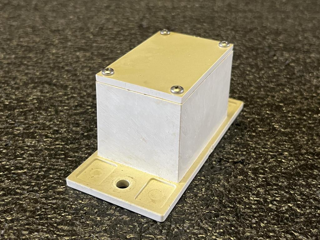 LUMINESCENT SYSTEMS INVERTERS 5925-7