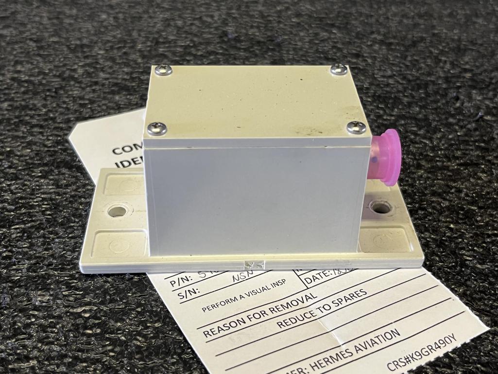 LUMINESCENT SYSTEMS INVERTERS 5925-7