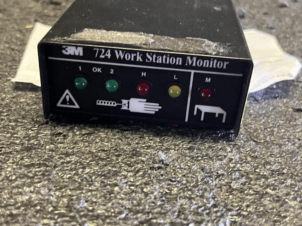 3M 724 WORK STATION MONITORS
