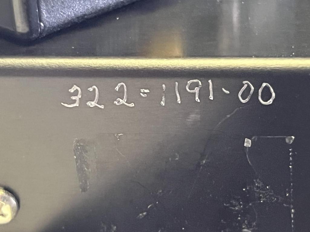 3M 724 WORK STATION MONITORS
