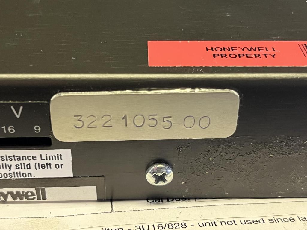 3M 724 WORK STATION MONITORS