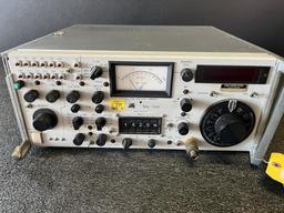 IFR NAV-750B NAV/COMM TEST SET (DAMAGED HANDLES)