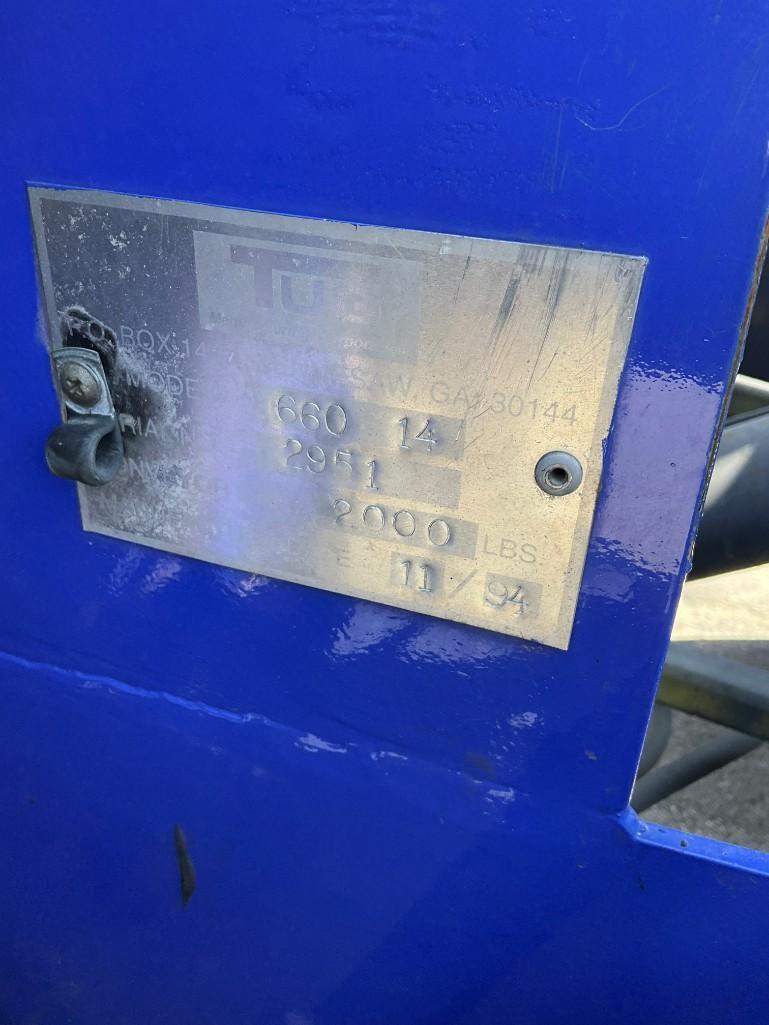 1997 TUG MDL 660 BELT LOADER