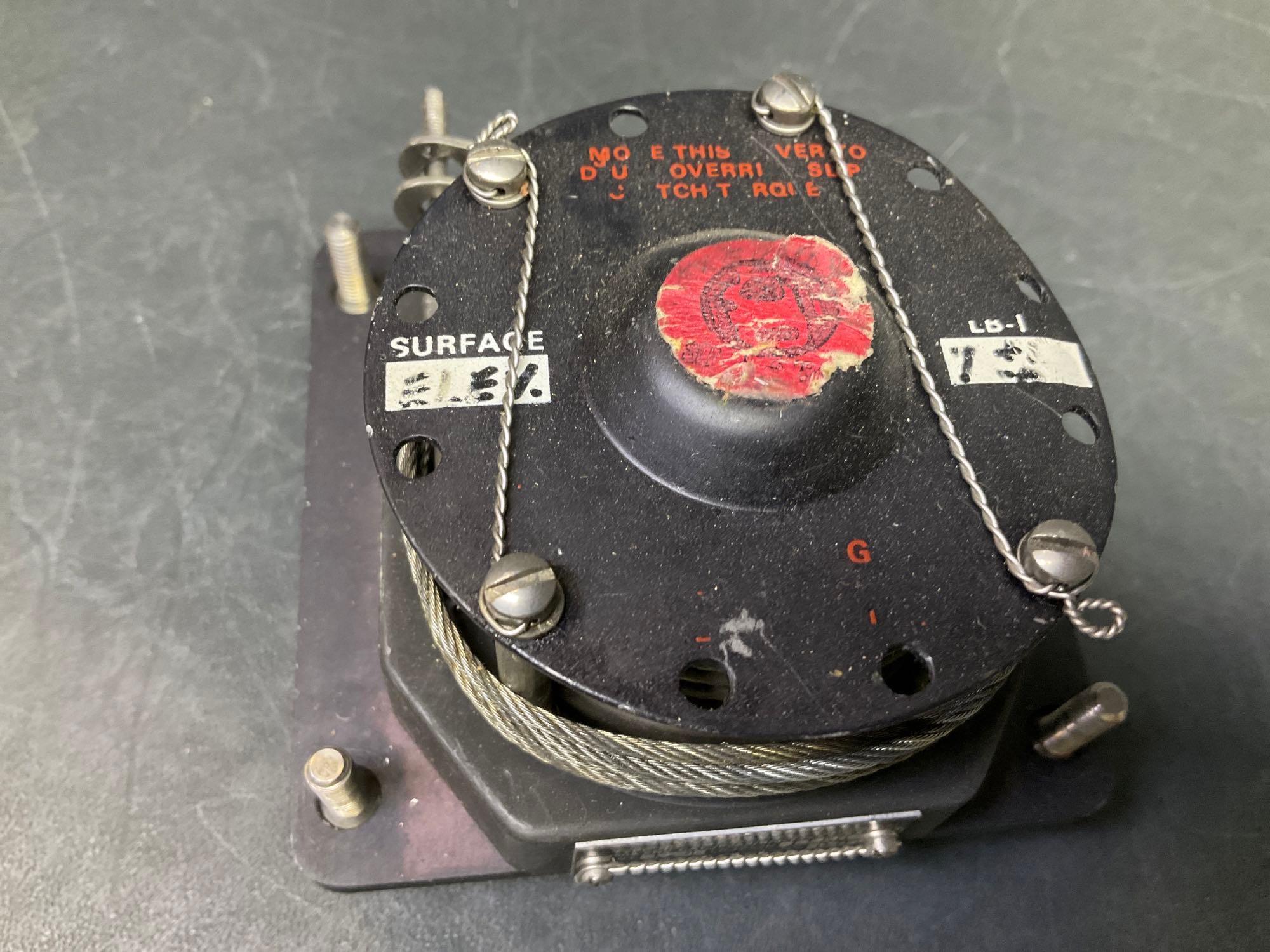 (5) COLLINS SMT-65 SERVO MOUNTS