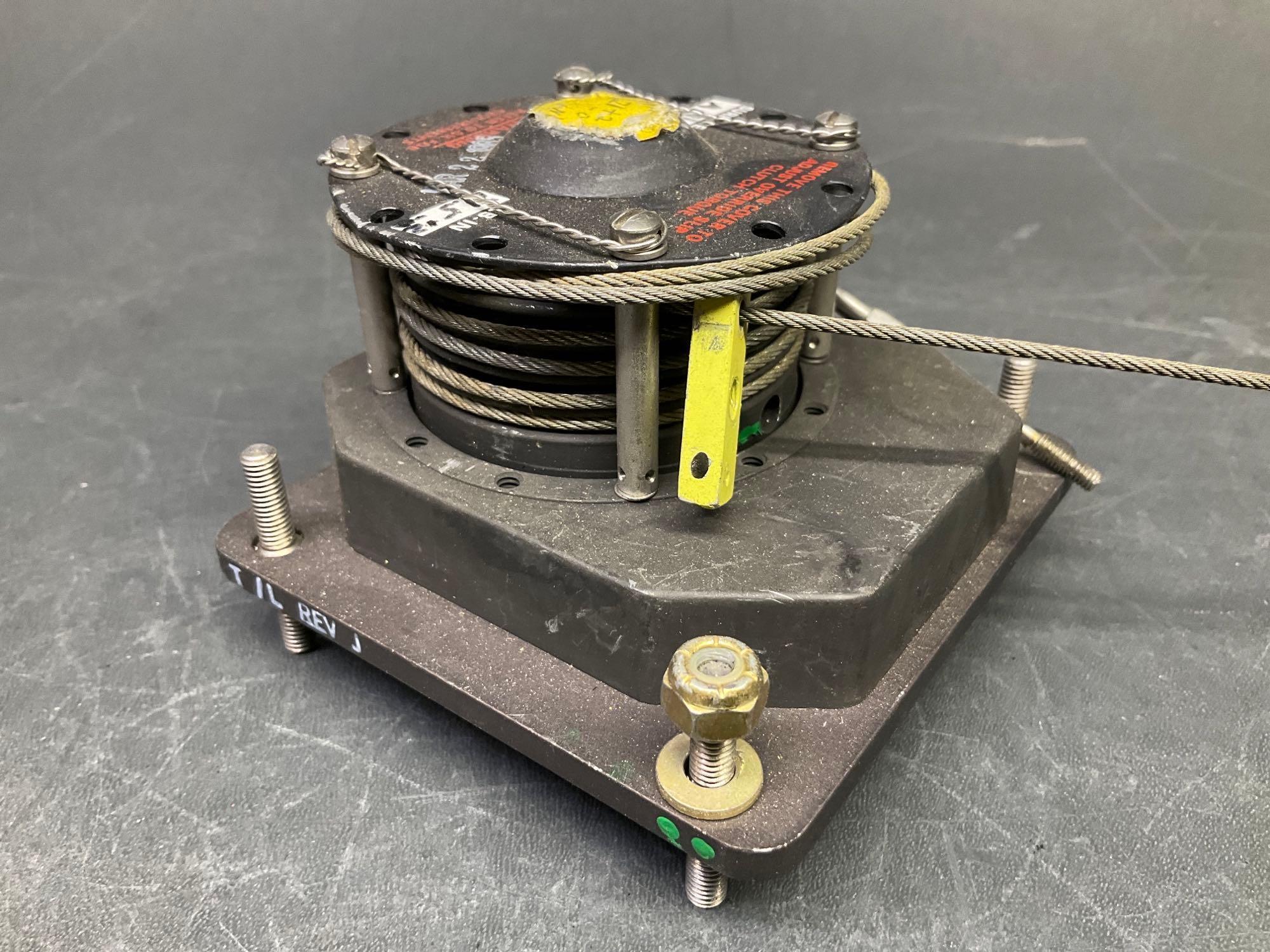 (5) COLLINS SMT-65 SERVO MOUNTS