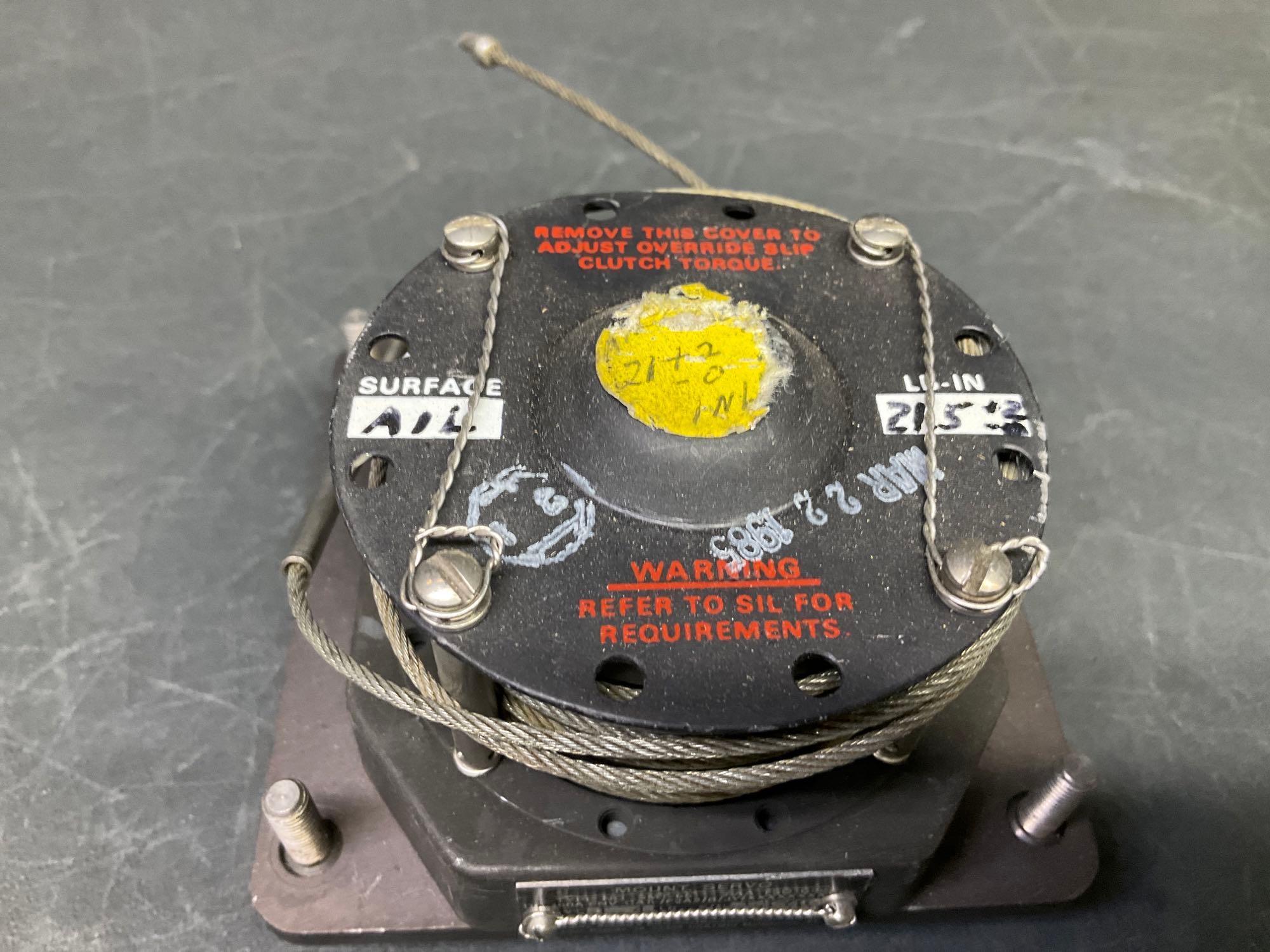 (5) COLLINS SMT-65 SERVO MOUNTS