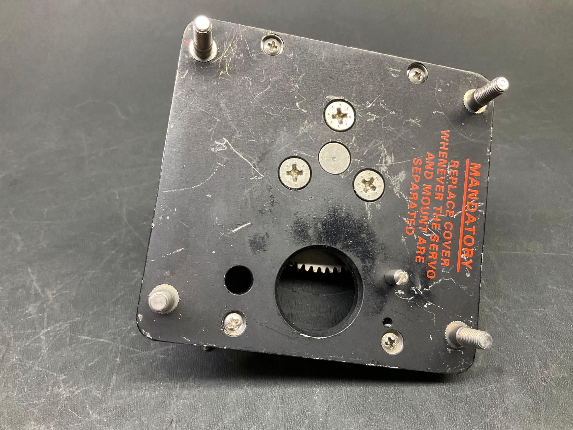 (5) COLLINS SMT-65 SERVO MOUNTS