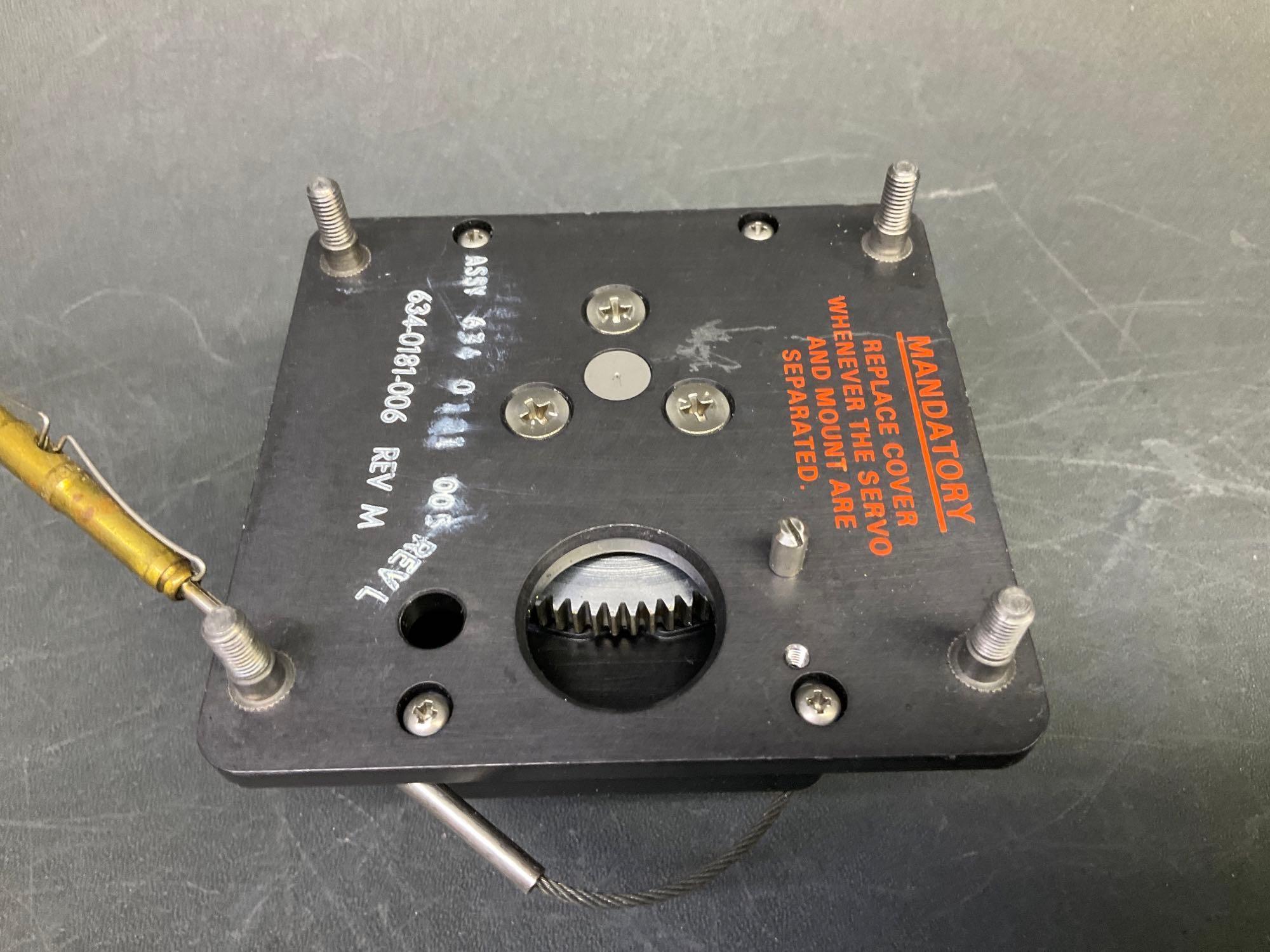 (5) COLLINS SMT-65 SERVO MOUNTS