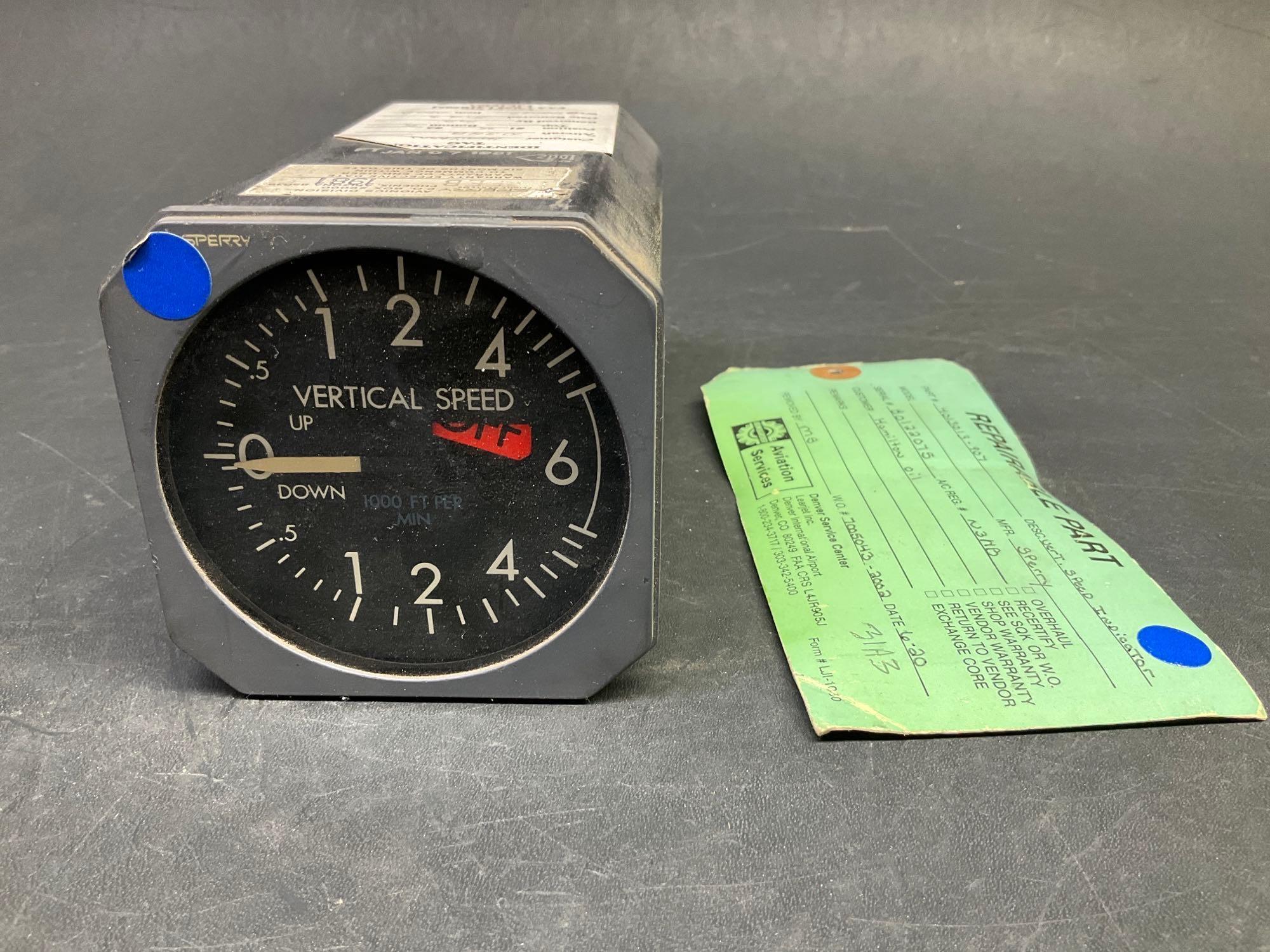 SPERRY VERTICAL SPEED INDICATORS 4013013-906 & -907