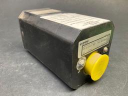 SPERRY VERTICAL SPEED INDICATORS 4013013-906 & -907