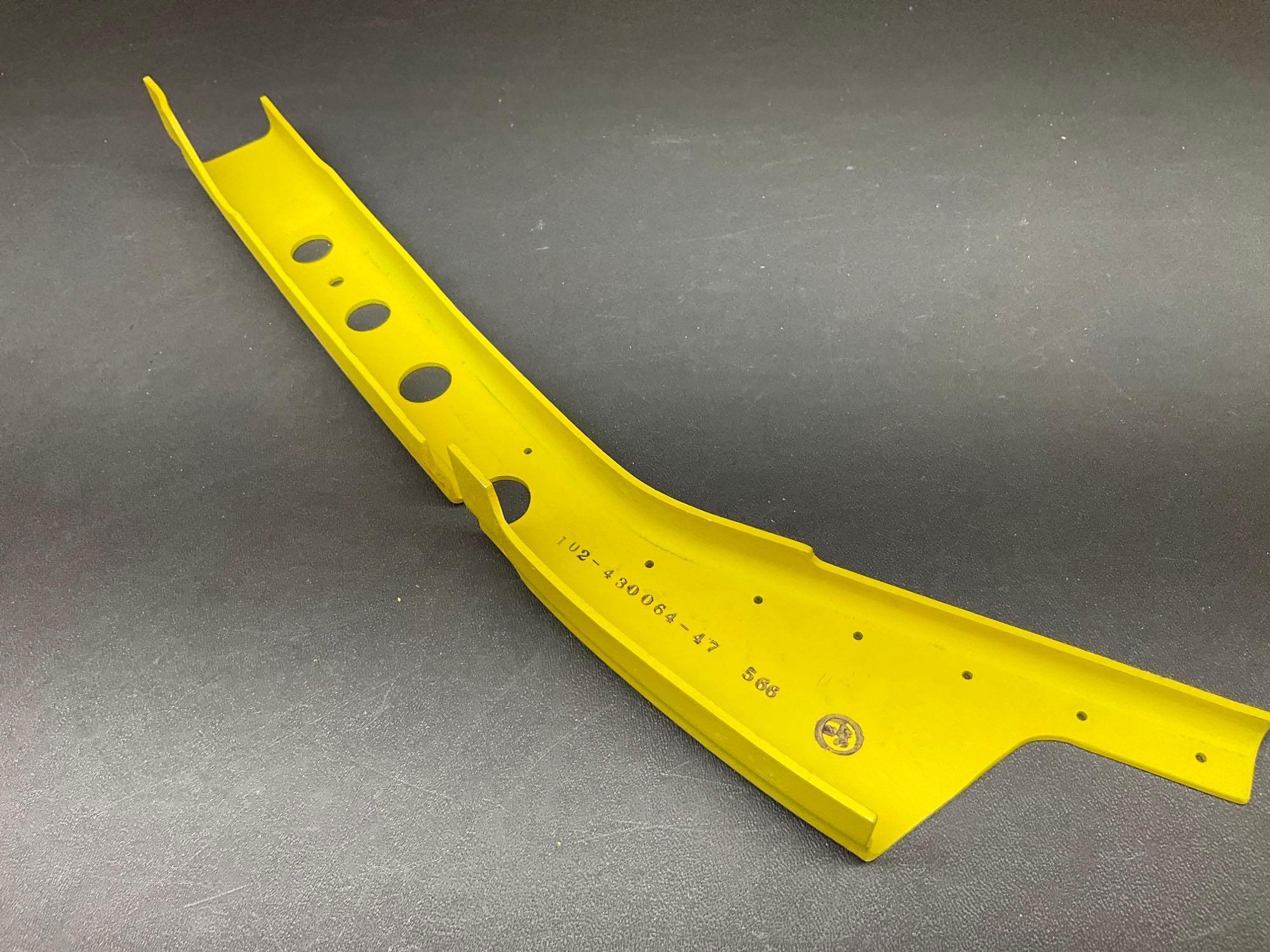 NEW KING AIR WING WINDOW SEAL 101-420126-1, COWL SEAL 101-910049-100, PLACARDS AND P-BARON BULKHEAD
